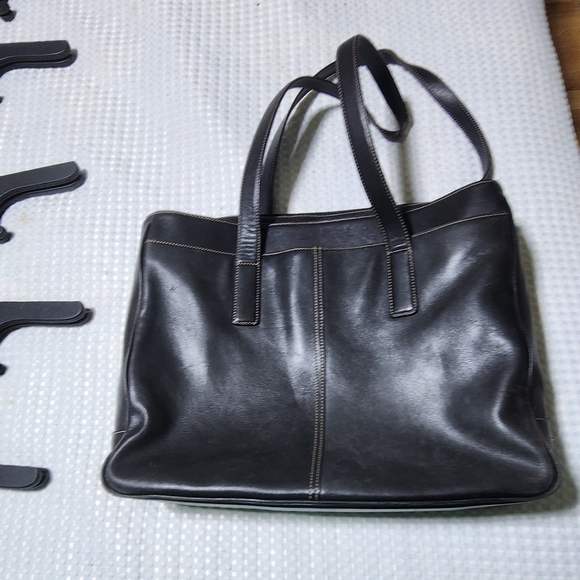 COACH EUC 5209 BLACK HAMPTON LEATHER PADDED LAPTOP BUSINESS TOTE BAG - Picture 1 of 12